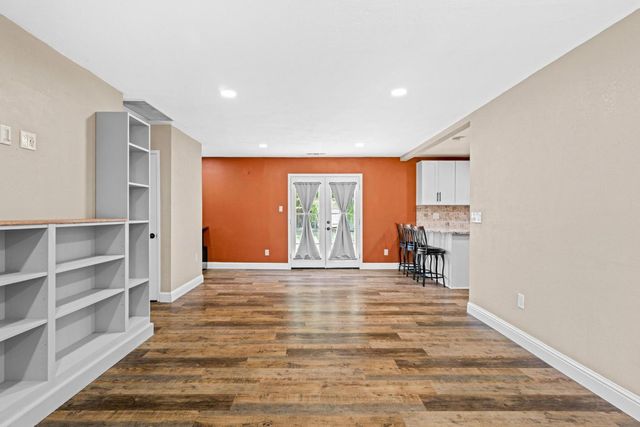 1636 Woodworth Ave, Modesto, CA 95351