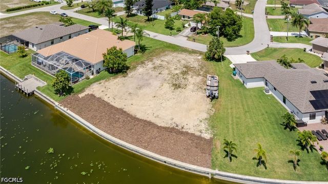506 NE 21st PL, Cape Coral, FL 33909