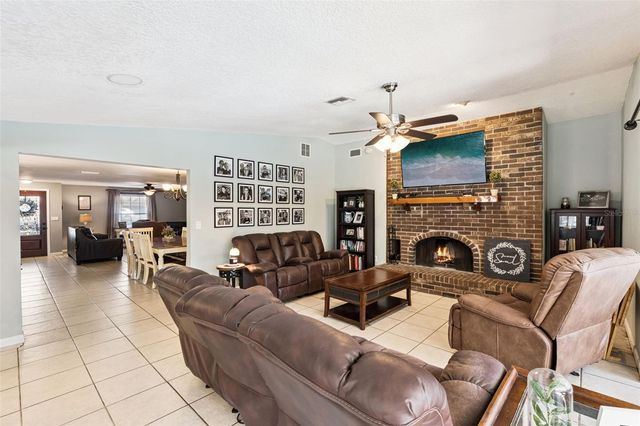 516 PINEVIEW STREET, Altamonte Springs, FL 32701