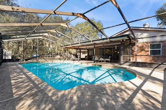 516 PINEVIEW STREET, Altamonte Springs, FL 32701