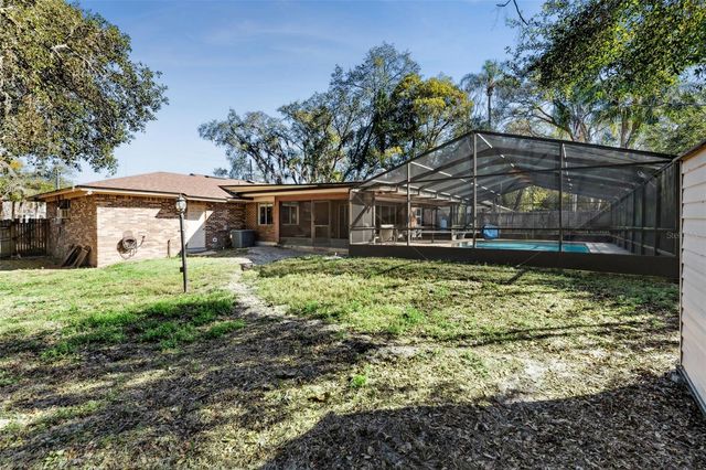 516 PINEVIEW STREET, Altamonte Springs, FL 32701