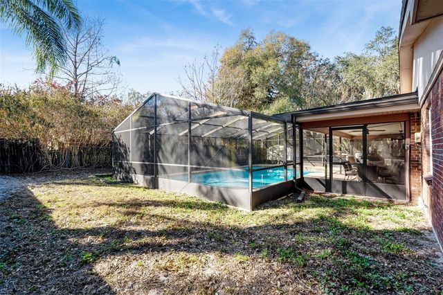 516 PINEVIEW STREET, Altamonte Springs, FL 32701