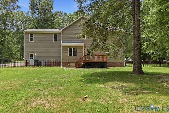 17401 Creekbed Rd, Chesterfield, VA 23838