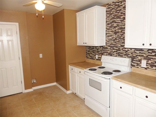 108 S Cleveland Avenue, Sherman, TX 75090