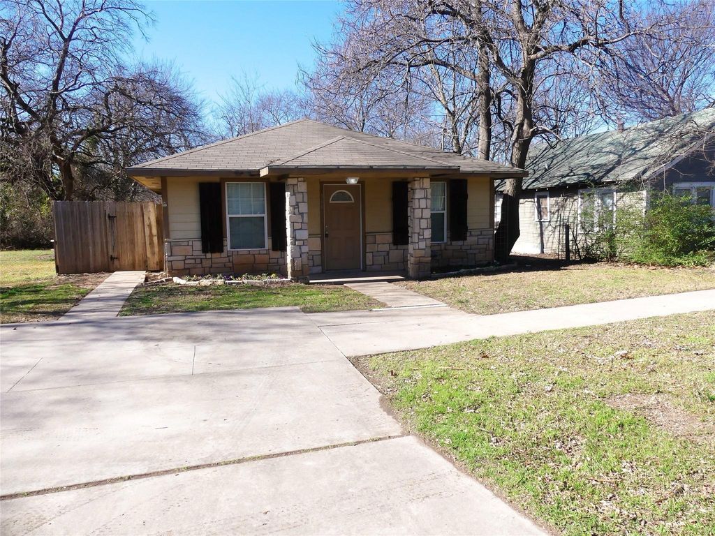 108 S Cleveland Avenue, Sherman, TX 75090