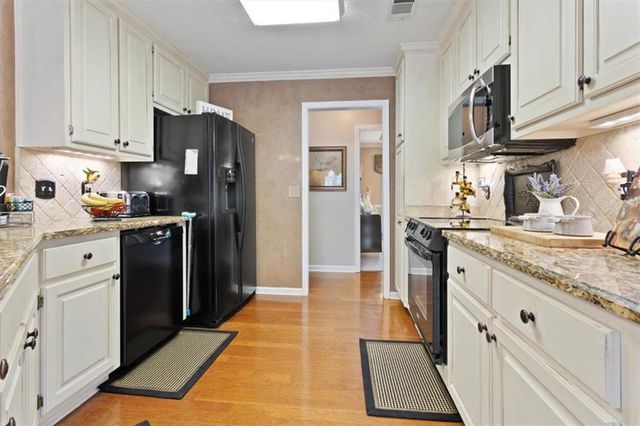 5305 Shotwell Court, Woodstock, GA 30188