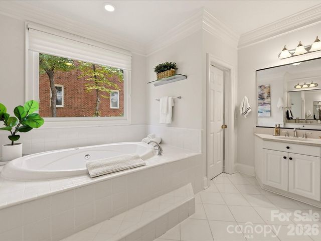 5427 Old Course Drive, Charlotte, NC 28277