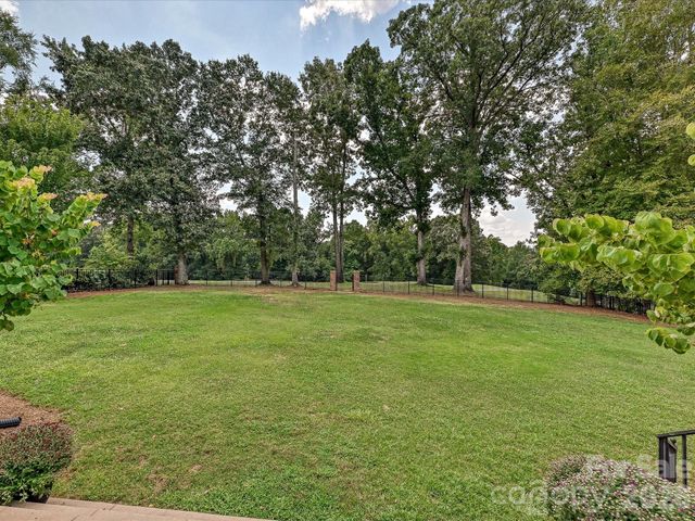 5427 Old Course Drive, Charlotte, NC 28277