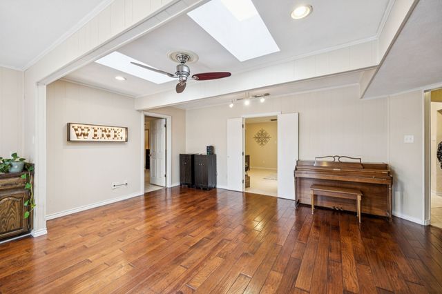 314 Amherst Avenue, Richardson, TX 75081