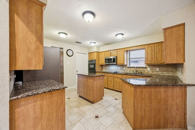 314 Amherst Avenue, Richardson, TX 75081