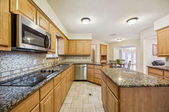 314 Amherst Avenue, Richardson, TX 75081