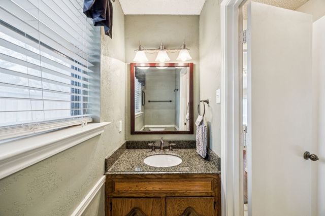 314 Amherst Avenue, Richardson, TX 75081