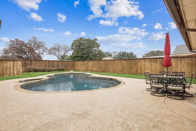 314 Amherst Avenue, Richardson, TX 75081