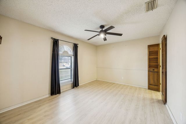 314 Amherst Avenue, Richardson, TX 75081