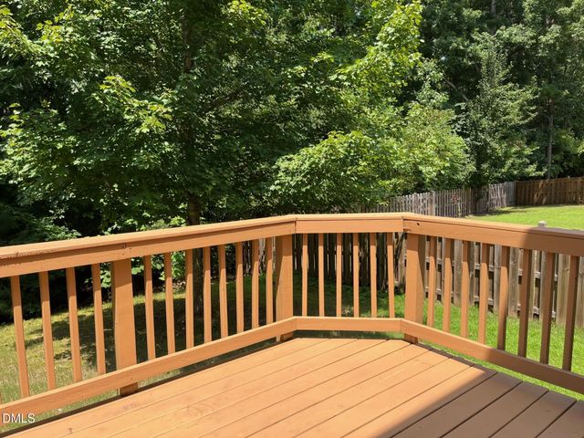 525 Sandy Whispers Place, Cary, NC 27519