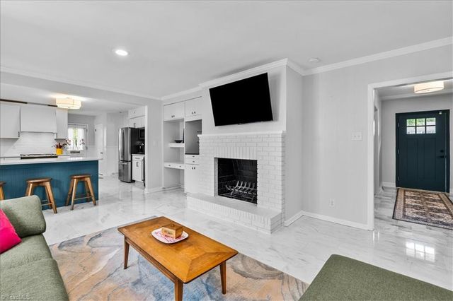 3707 W Friendly Avenue, Greensboro, NC 27410
