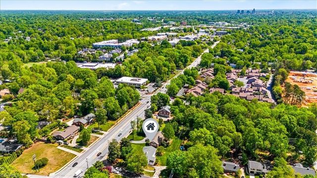 3707 W Friendly Avenue, Greensboro, NC 27410