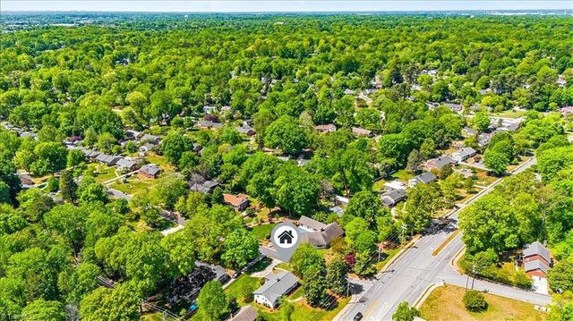 3707 W Friendly Avenue, Greensboro, NC 27410