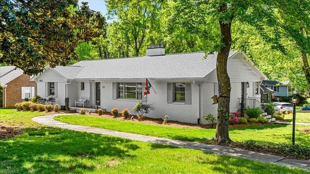 3707 W Friendly Avenue, Greensboro, NC 27410