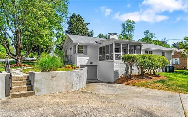 3707 W Friendly Avenue, Greensboro, NC 27410