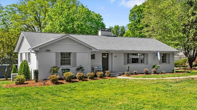 3707 W Friendly Avenue, Greensboro, NC 27410