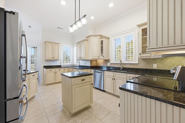 1019 Bluffview Dr., Myrtle Beach, SC 29579
