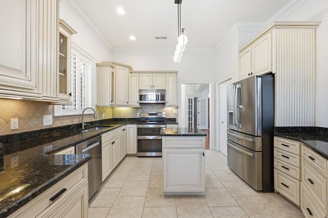 1019 Bluffview Dr., Myrtle Beach, SC 29579