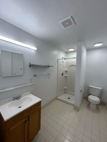 208 W Michigan Avenue Unit: 2J, Ypsilanti, MI 48197