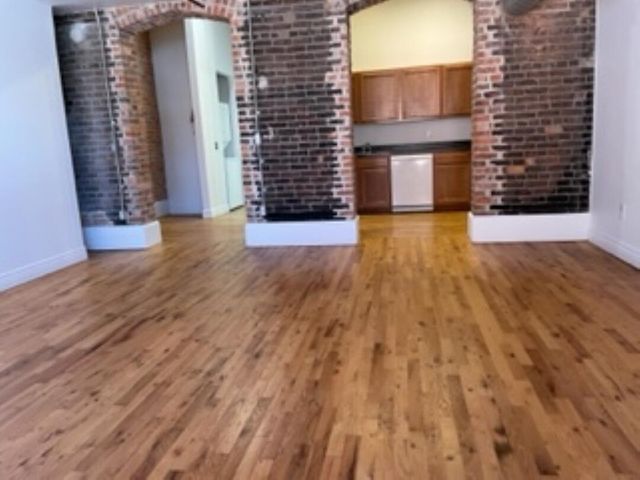 208 W Michigan Avenue Unit: 2J, Ypsilanti, MI 48197