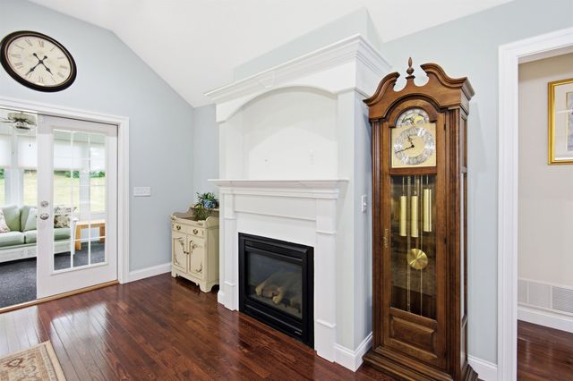 19 Furnival Road, Nashua, NH 03064