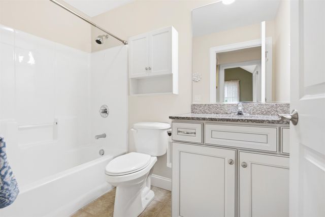 19 Furnival Road, Nashua, NH 03064