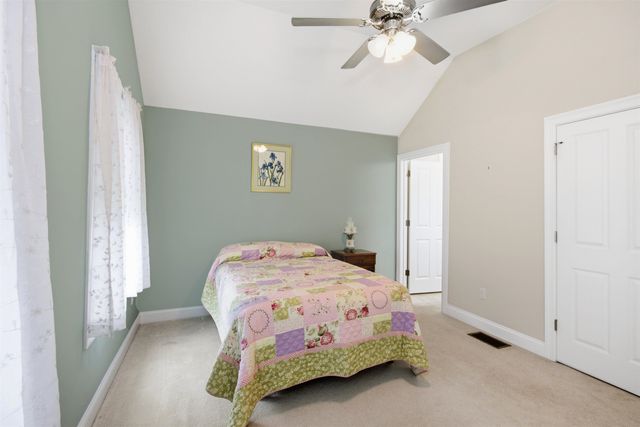 19 Furnival Road, Nashua, NH 03064