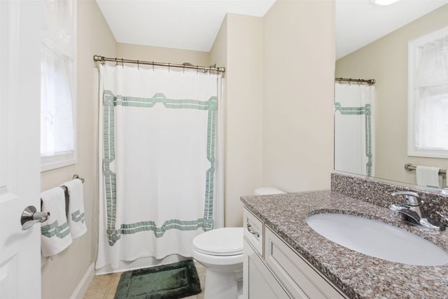 19 Furnival Road, Nashua, NH 03064