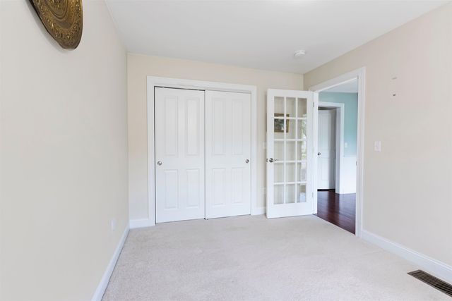 19 Furnival Road, Nashua, NH 03064