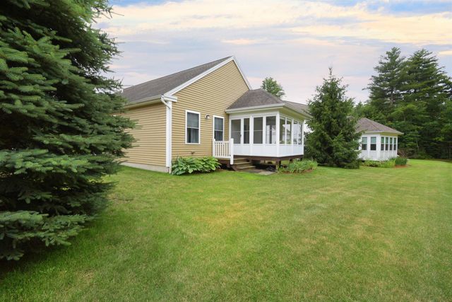 19 Furnival Road, Nashua, NH 03064