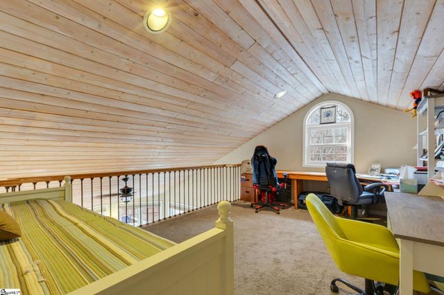 610 Pointe Wildwood Drive, Seneca, SC 29678