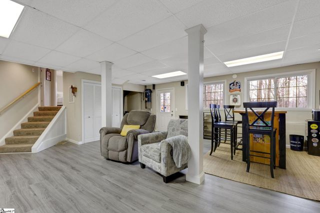 610 Pointe Wildwood Drive, Seneca, SC 29678