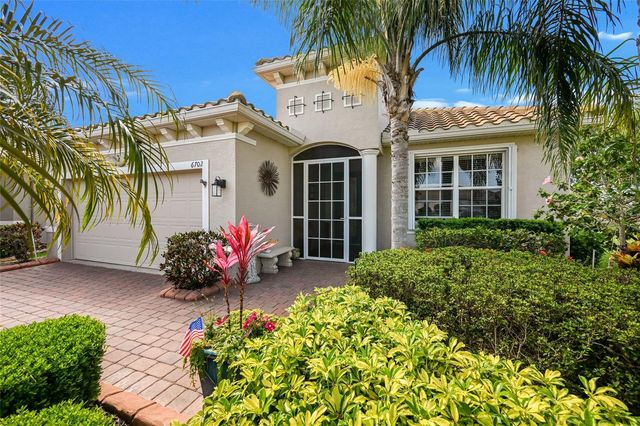 6702 41ST STREET CIRCLE E, Sarasota, FL 34243