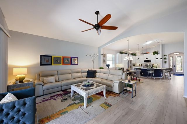 6702 41ST STREET CIRCLE E, Sarasota, FL 34243