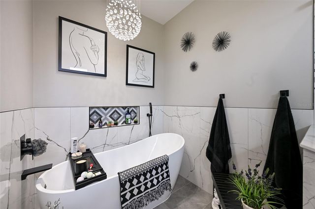 6702 41ST STREET CIRCLE E, Sarasota, FL 34243