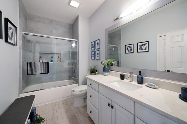 6702 41ST STREET CIRCLE E, Sarasota, FL 34243