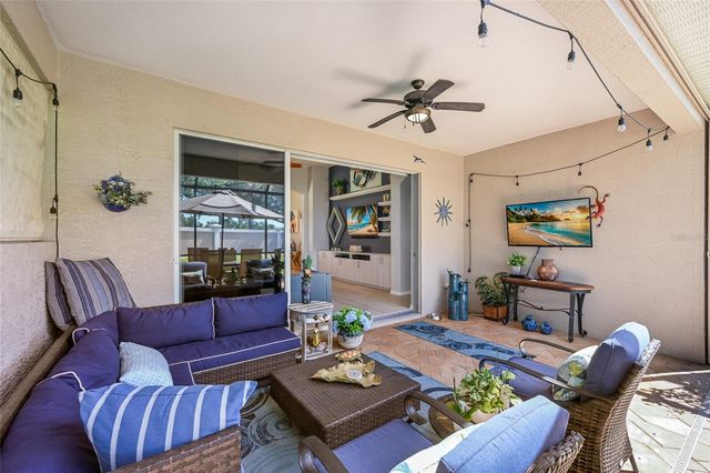 6702 41ST STREET CIRCLE E, Sarasota, FL 34243