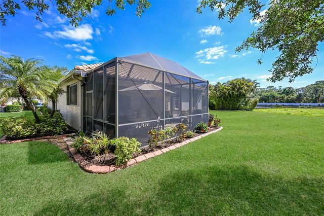 6702 41ST STREET CIRCLE E, Sarasota, FL 34243