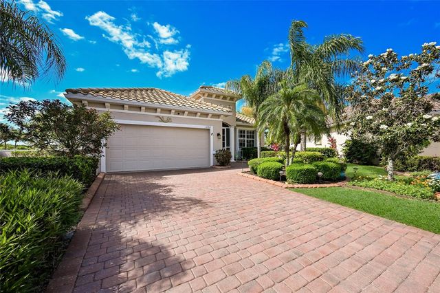 6702 41ST STREET CIRCLE E, Sarasota, FL 34243