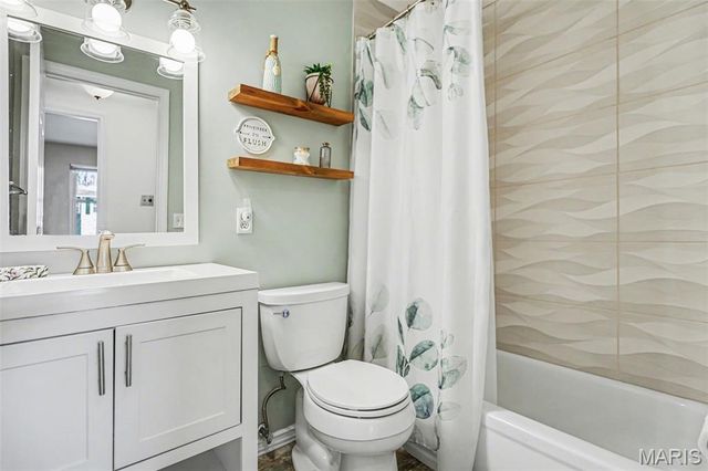 1590 Codorniz Lane, Fenton, MO 63026