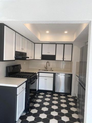 3031 E Missionwood Lane C-51, Miramar, FL 33025