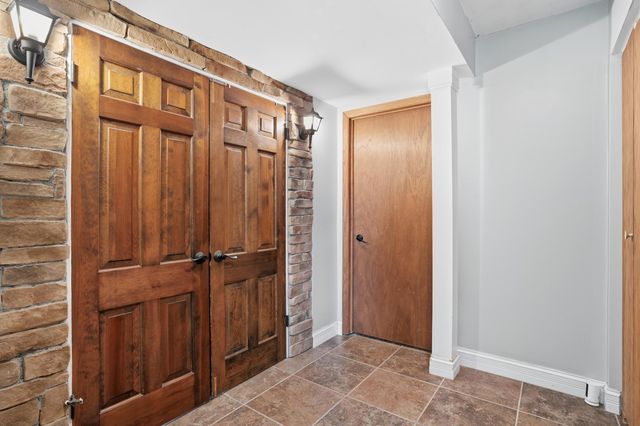 401 N Lillian Street, Griffith, IN 46319