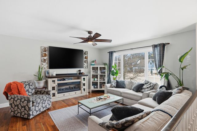 401 N Lillian Street, Griffith, IN 46319