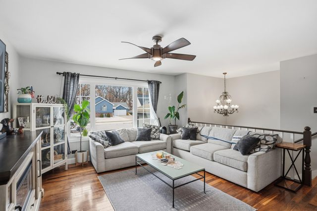 401 N Lillian Street, Griffith, IN 46319