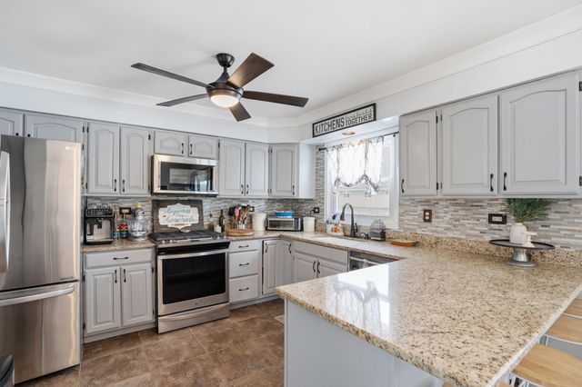 401 N Lillian Street, Griffith, IN 46319